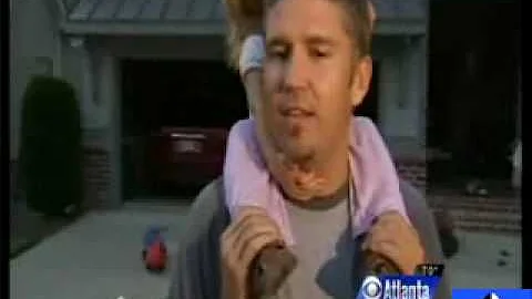 Roger Stephens Keeps Strangers Child Quiet With Sl...