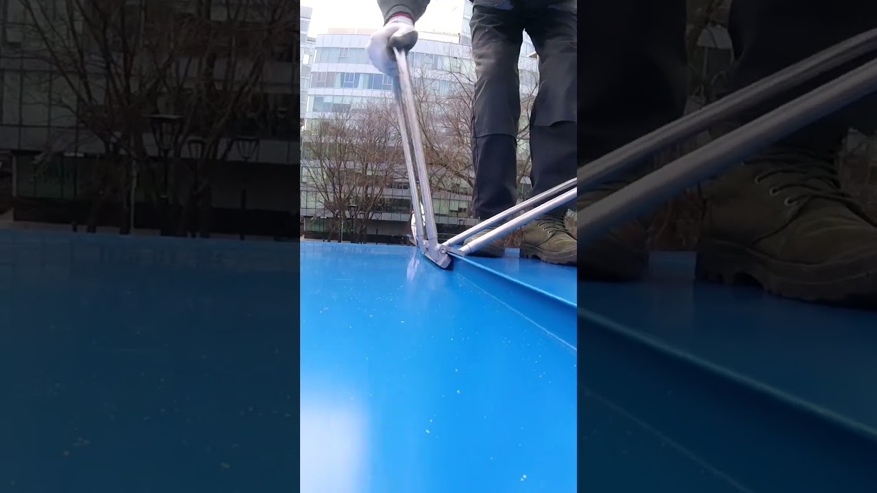 Устройство фальцевой кровли в Москве 