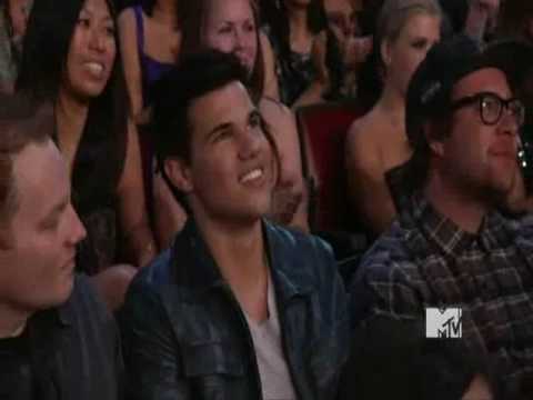 Vanesa Hudgens, Zac Efron, Robert Pattinson, Kristen Stewart, Taylor Lautner MTV Movie Awards 2010