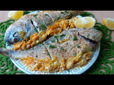 Video: Fish With Vegetables In Sour Cream Sauce