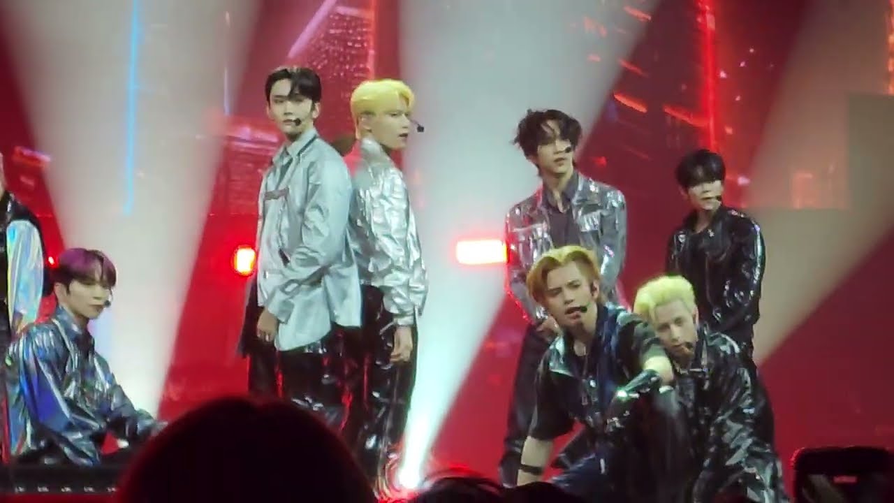 [230319] INI - Dramatic #INI #INI_LogintoThailand #KCON2023THAILAND