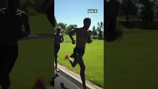 Going way under 4 min a mile pace on the last rep of workout w / 2xOlympic medalist Paul Chelimo