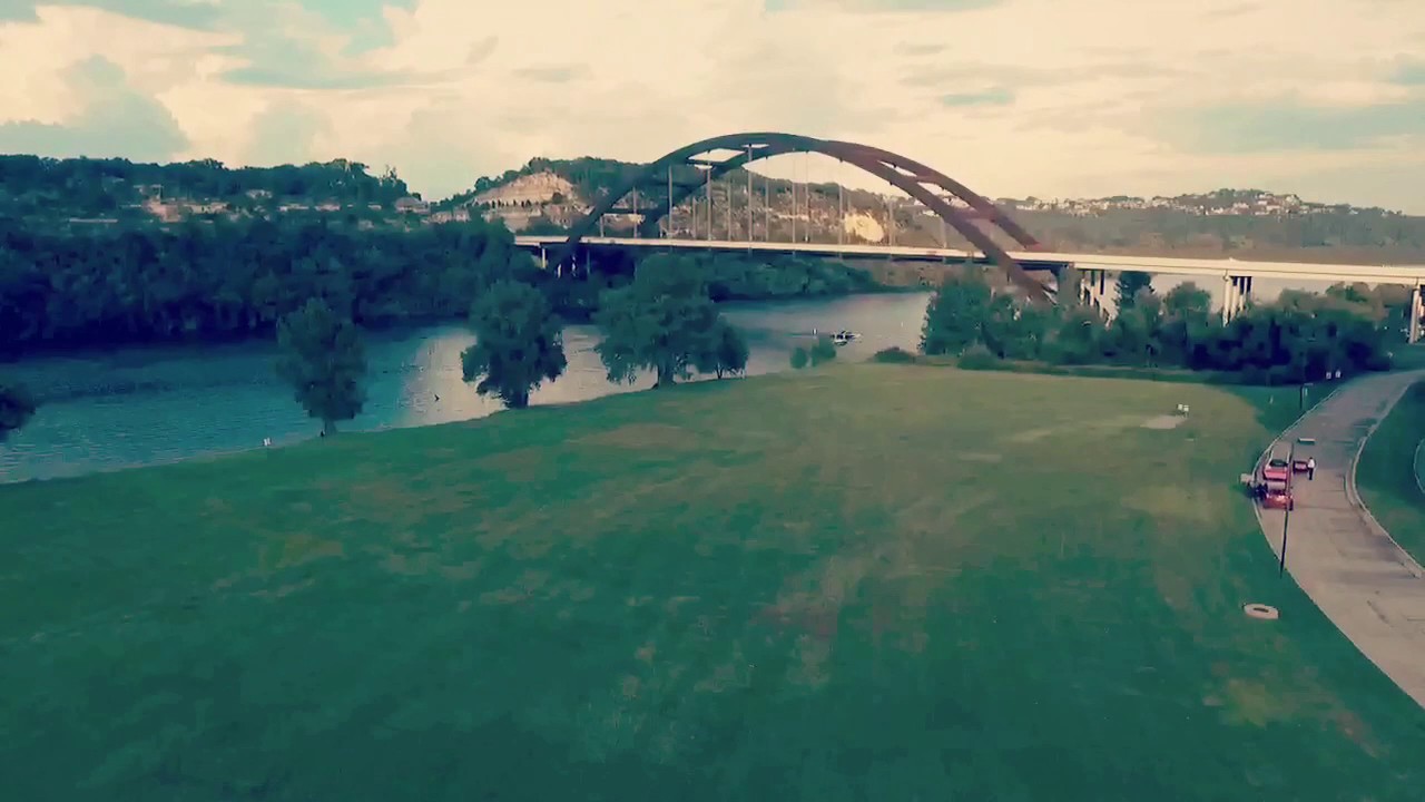 Undiscovered | Best view | 360 Bridge | Austin - YouTube