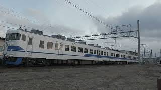 えちごトキめき鉄道 413系・455系 TOKI TRAINが直江津駅に到着　国鉄形観光列車を撮影