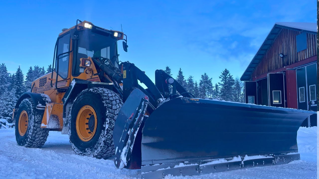 Очистка сельских дорог с Ljungby L15 & Отвалом Drivex