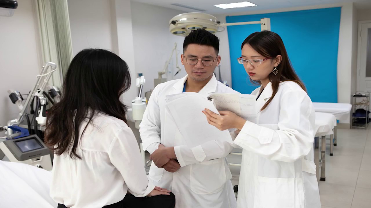 Toàn cảnh Tuyển sinh và Chi phí học Liên thông  Văn bằng 2 Cao đẳng Dược sĩ tại Đồng Nai