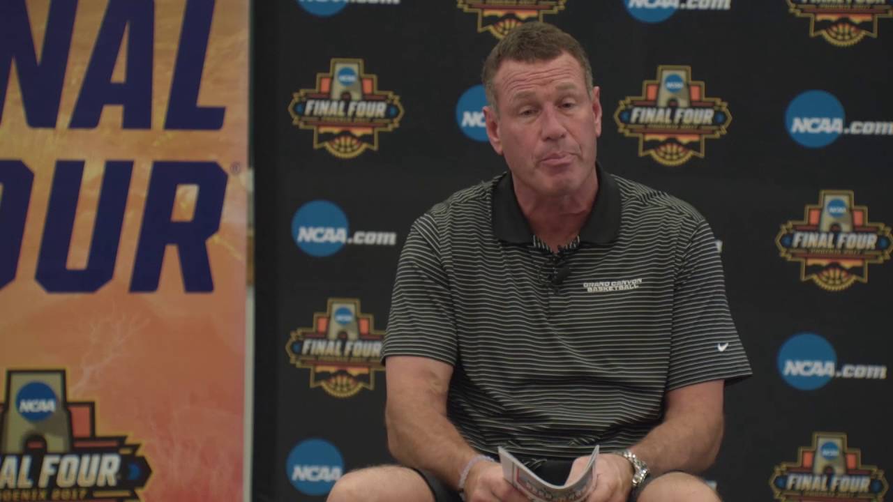 Dan Majerle Reads To The Final Four With Glendale S Desert Garden