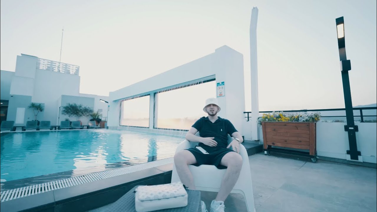 BATUFLEX - HUHU! (Prod. by SOYLU & NARCO) [OFFICIAL VIDEO]