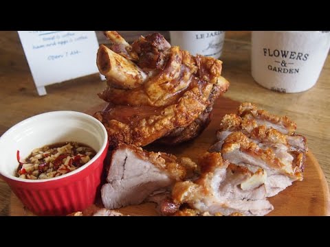 Video: How To Cook Pork Knuckle