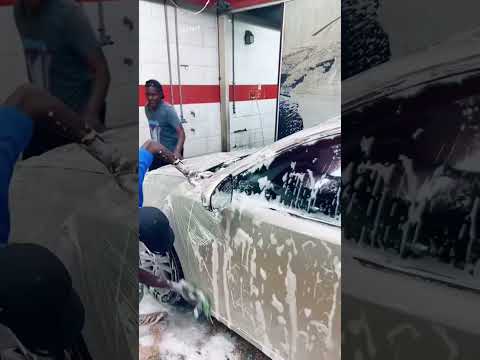 كم مرة تغسل سيارتك في الاسبوع او الشهر
