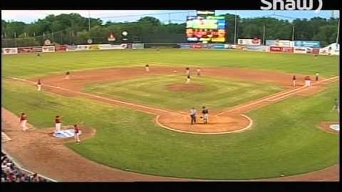 Tyler Kuhn knocks two in and Goldeyes take the lead