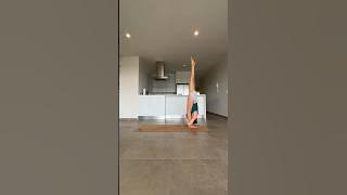Йога #yogaflow #yogalife #yogapractice #yogastyle #yogatime #yogainspiration #yogagirl #yogahome