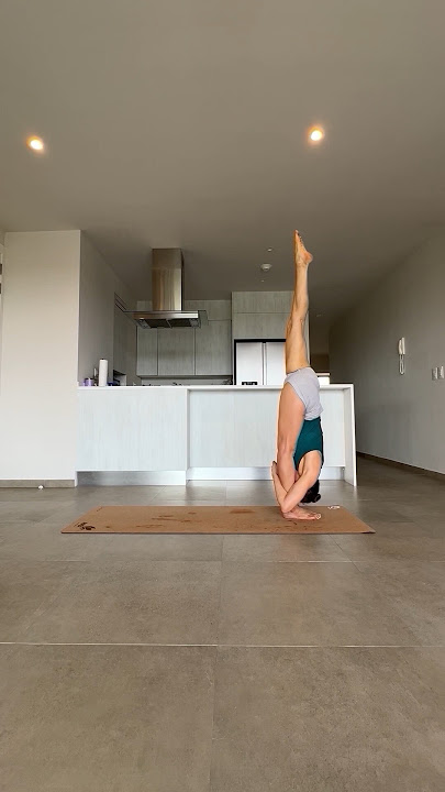 Йога #yogaflow #yogalife #yogapractice #yogastyle #yogatime #yogainspiration #yogagirl #yogahome