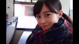 橋本環奈の絶対領域　ニーハイ