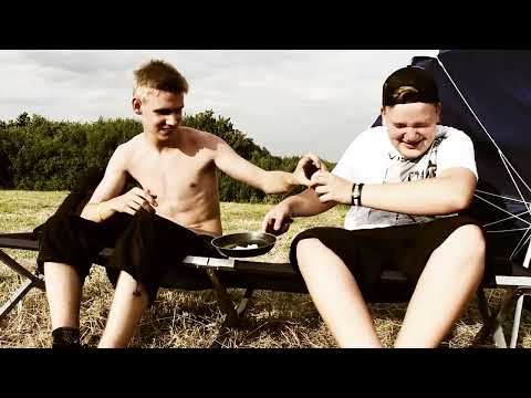 Video: Junge Trifft Wald: Unser Erster Vater-Sohn-Campingausflug