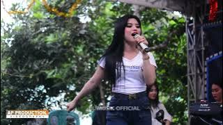 HORMATI IBUMU ' KERAMAT ' - SYAHLA AYU - BLMUSIK LIVE IN CIBOGO NYAPAH