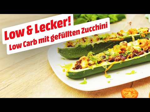 Low-Carb Rezept für Zucchini-Rösti Zutaten: - ca. 500g Zucchini - 1/2 Zitrone - 4 Eier (M) - 2 Zwieb. 