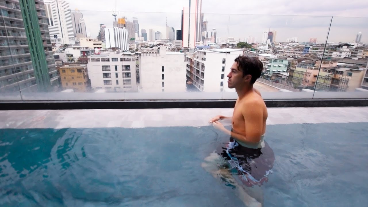 LIVING LIKE A KING FOR $20 – Bangkok Thailand Apartment Tour