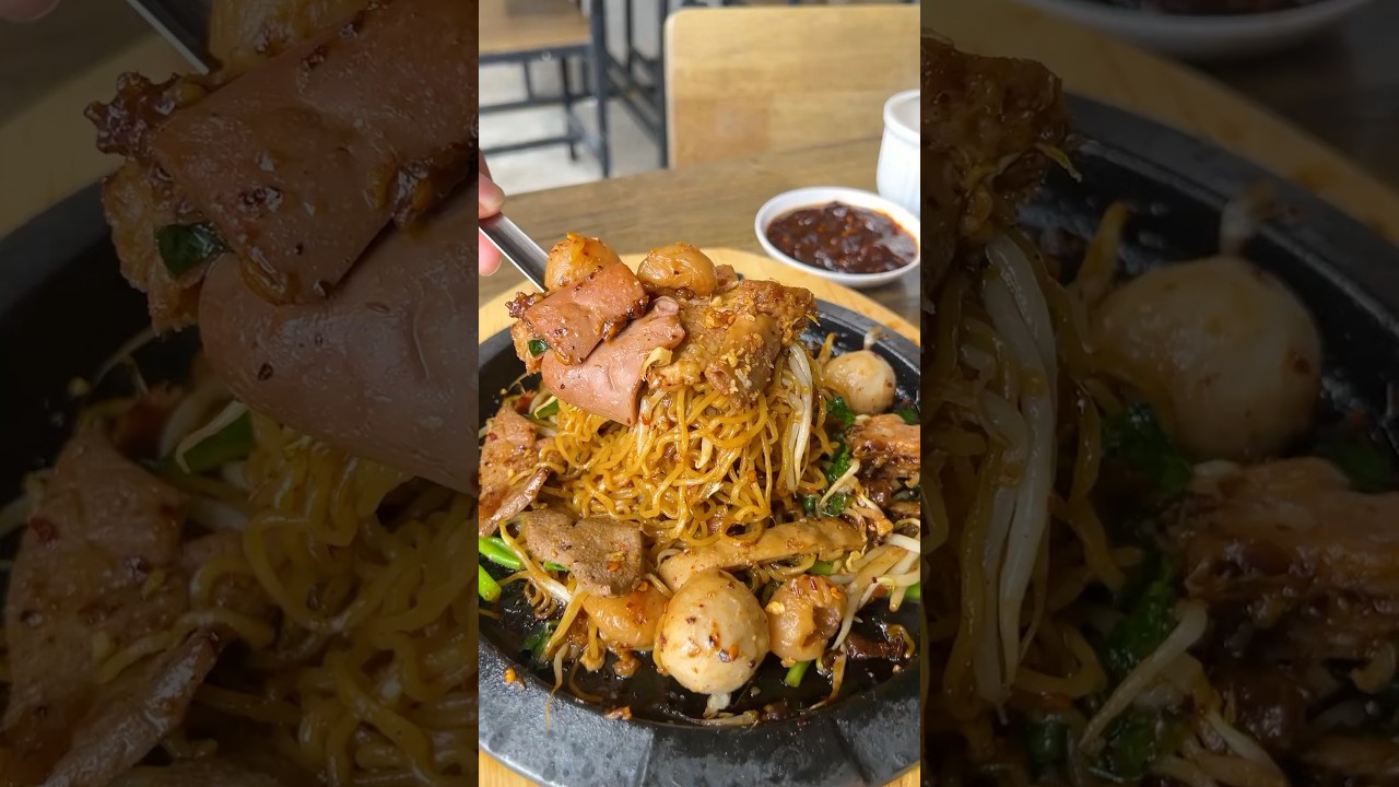 ก๋วยเตี๋ยวลำไย มาไกลจากลำปาง มาเปิดสาขาที่นวลจันทร์แล้ว #เตี๋ยวตุ๋นบ้านสวน #ก๋วยเตี๋ยว #พีชอีทแหลก