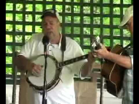 Peter Mosco singing Leaving at Rickman's Store in ...