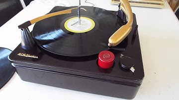 #2 video of RCA 3 speed automatic playing a couple LP