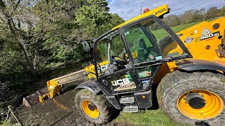 JCB goes swimming and a shed update