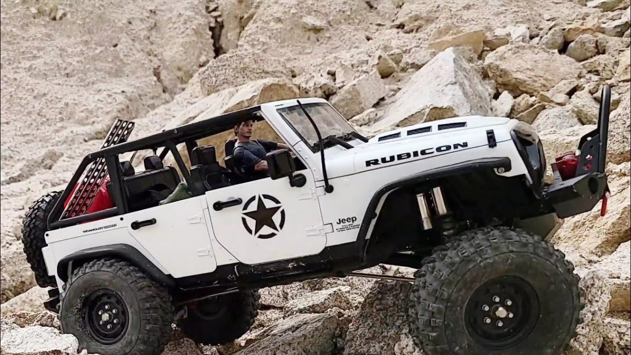 1/10 Scale RC Truck Jeep Wrangler Rubicon JK off road Cliff Crawling 1