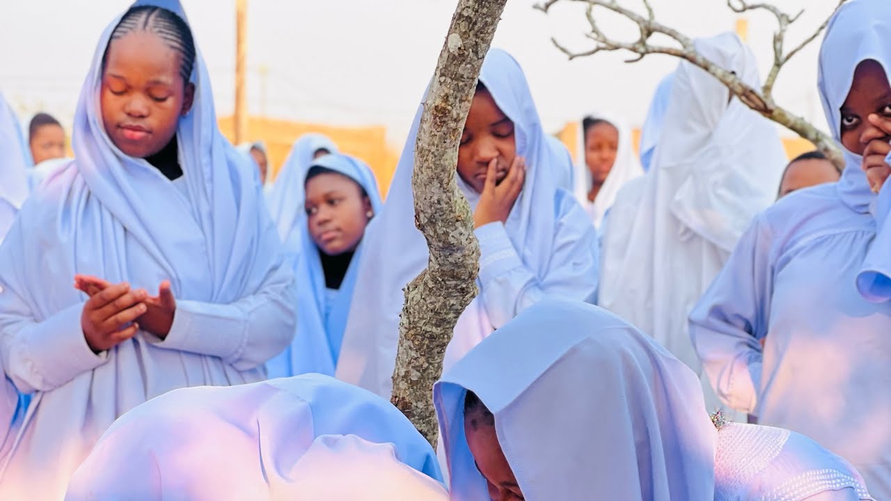 Amakhosazana efakaza NgoShembe