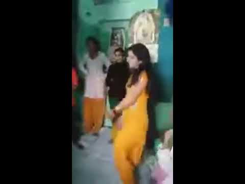 desi-village-girl-dance-mms-laad-piya-ke