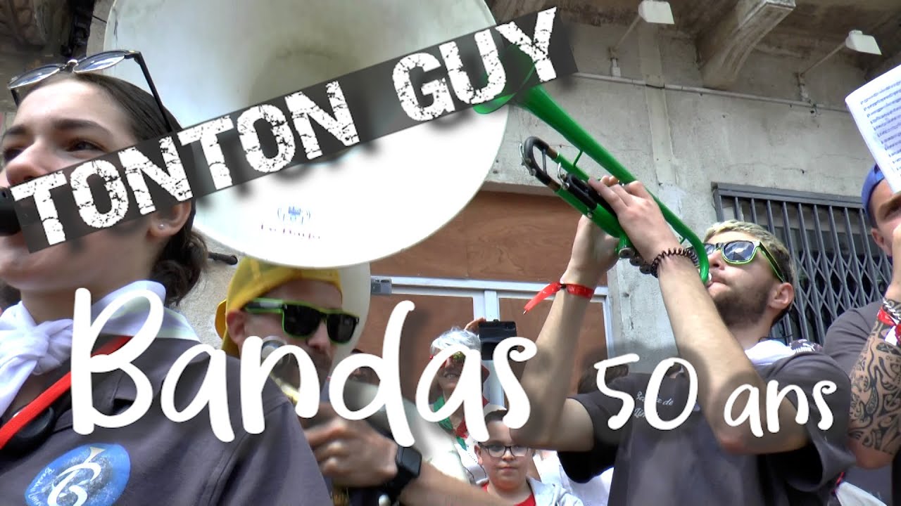 PASSAGE ANIMATION de la banda de LIMOS dans l'ambiance de la place du Lion d'or CONDOM 2023