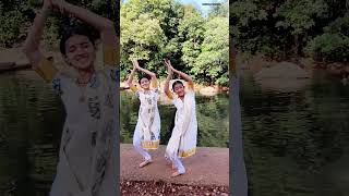 Souparnikamrutha Veechikal Paadum Dance By Nandana Krishnamurthy