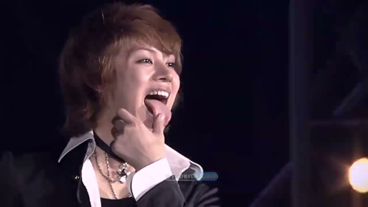 슈퍼주니어 Super Junior - 22. Twins | SS2 KR DVD - YouTube