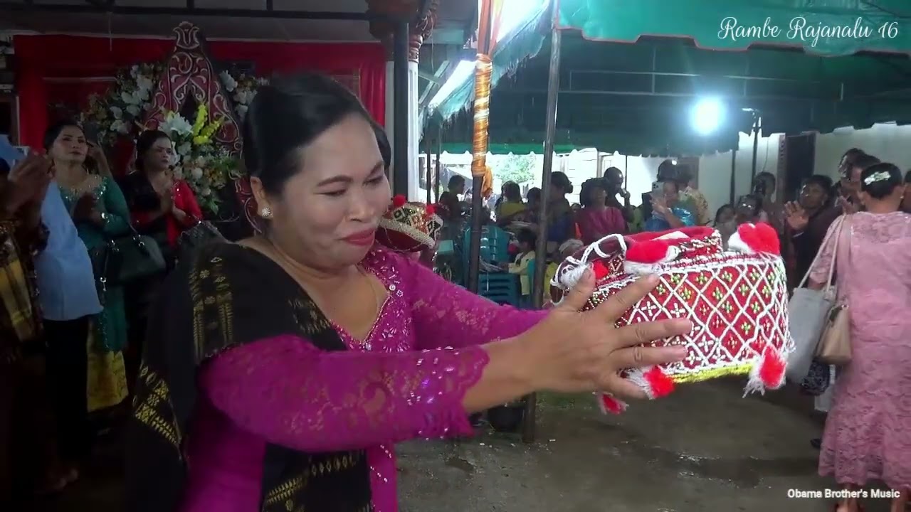 Budaya Batak | Pasahat boras Pir Parboru | Moment Wedding HERIANTO & ARISTA | Tabo Do Dekke Na Niura