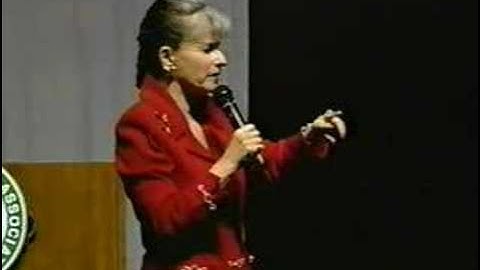 How to Work a Room - Motivational Keynote Speaker Susan RoAne