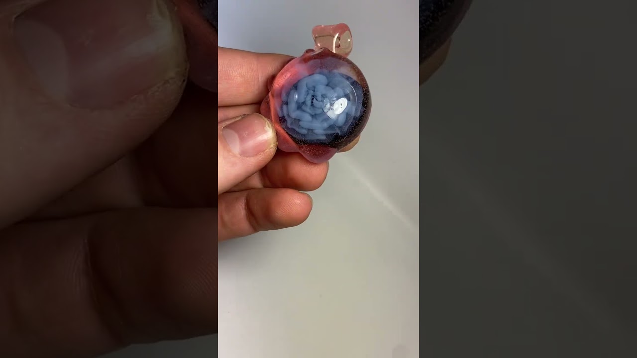 Leash Glass Blue Implosion Rose  Cfl Reactive Serum Pendant