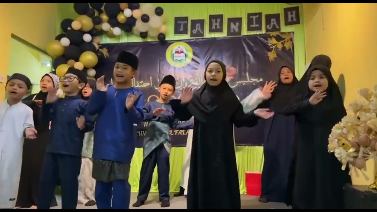 Persembahan Nyanyian Arab (Keluarga saya)