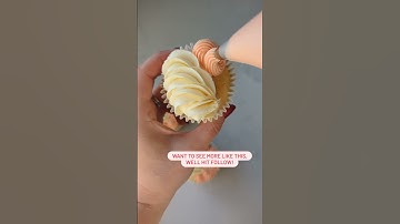 Cupcake piping, using a Wilton 1M nozzle and a 4B nozzle. #cake #buttercreamcakes #cupcakes
