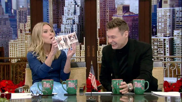 Kelly Reveals Her Family Christmas Card