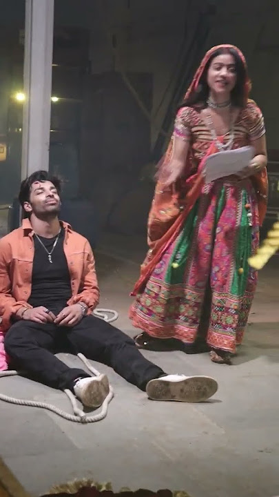Badi haveli ki chhoti thakurain behind the scenes Shemaroo umang#serialtwister #youtubeshorts