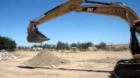 Cat Excavator Training by Javier Solano