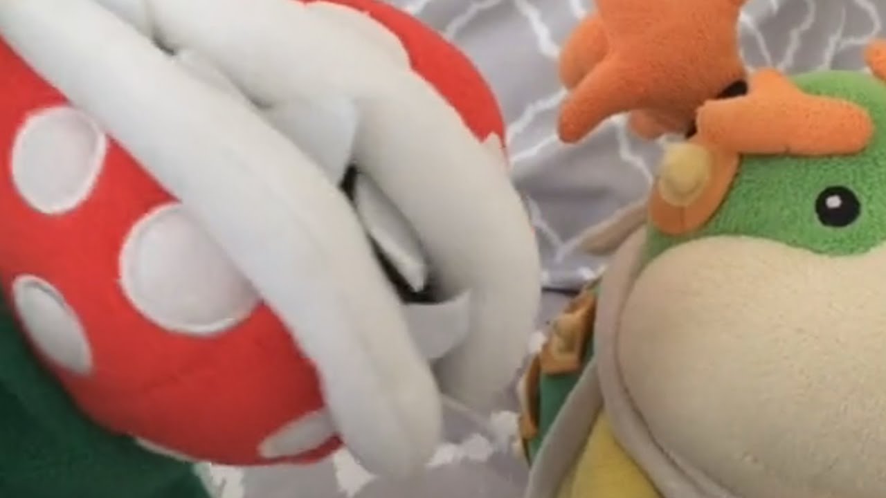 Bowser Jr VS Piranha Plant #Shorts - YouTube