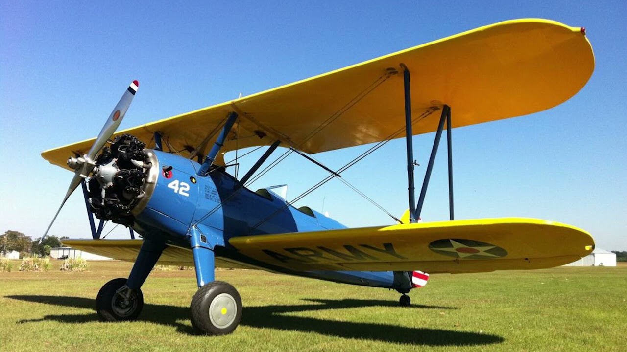 AIRPLANE, BIPLANE STEARMAN: EXT: IDLE, TAKE OFF Sound effect