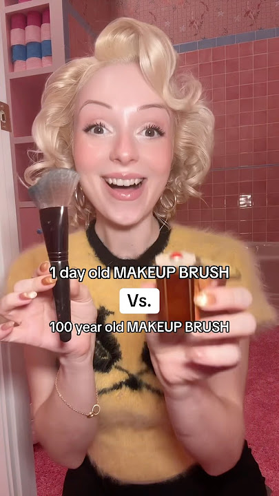 1 day vs. 100 year old MAKEUP BRUSH 😲 #shorts