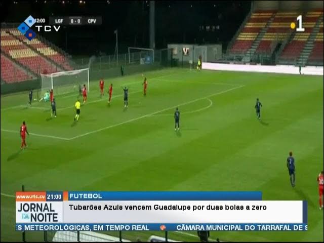 Comité Olímpico Cabo-verdiano - Futebol: Ontem os tubarões perderam frente  a Argélia por 5-1. O jogo consta de dois amigáveis frente às seleções da  Argélia e do Comores, a fim de se