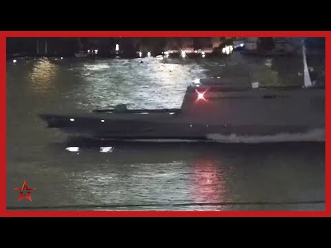 Военные России взяли под наблюдение зашедший в Черное море фрегат Франции