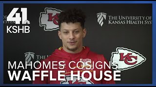 'That's a baller move': Mahomes praises Trevor Lawrence's recent Waffle House trip
