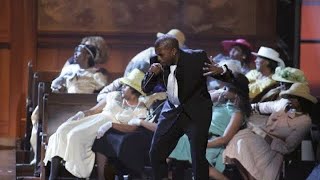 Kanye West  Jesus Walks (Live at 47th Grammy Awards)