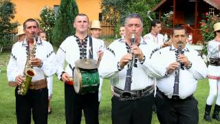 TARAFUL FRATII BRICIU -  JOC SI VOIE BUNA CA-N TARA MOTILOR