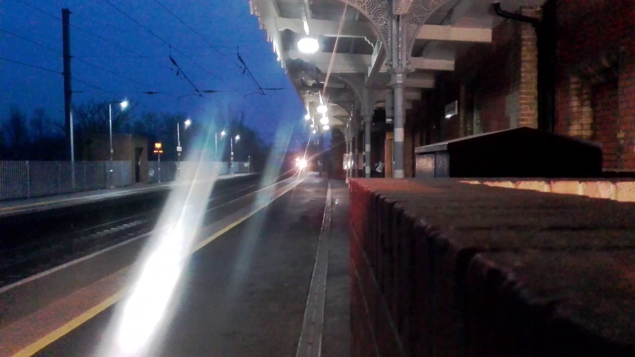 camera iphone 8 plus apk 170273 and 66506 pass through Needham Market | 16/12/2016