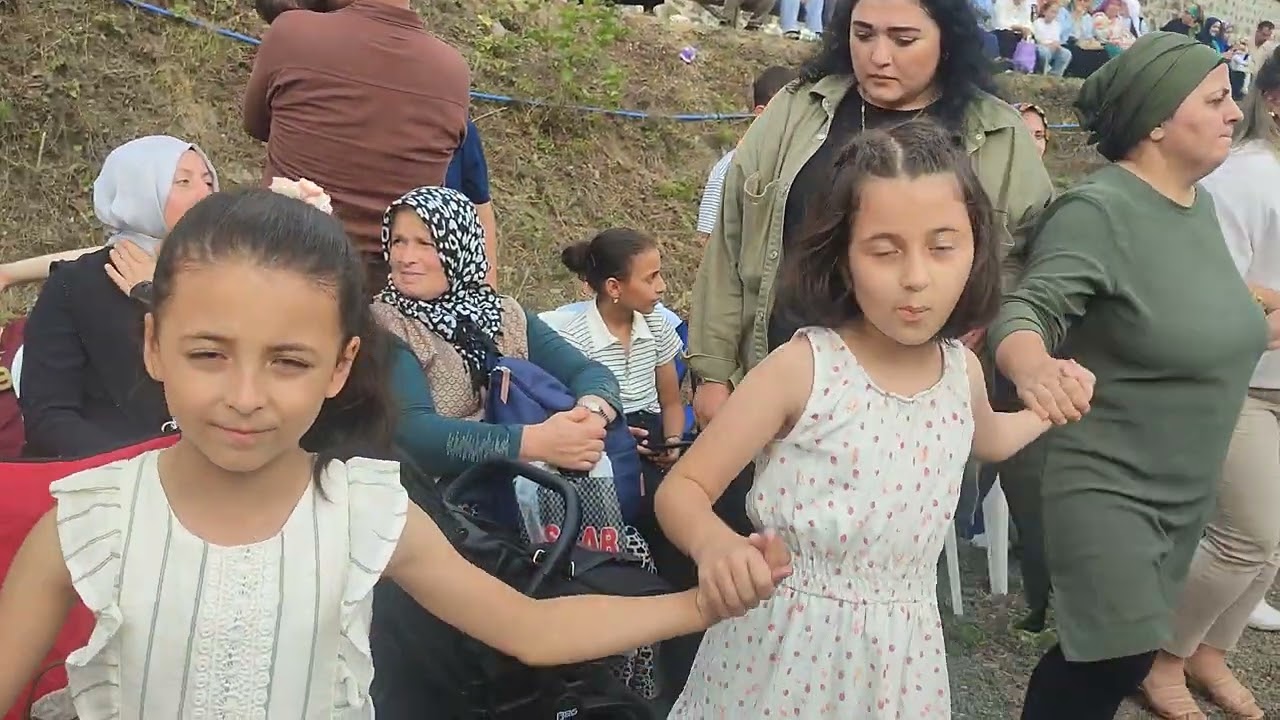 ALEYNA KÖKSAL & MELİH UĞURLUNUN DÜĞÜNÜ HORON OYUNU KEMENÇE EŞLİĞİNDE 